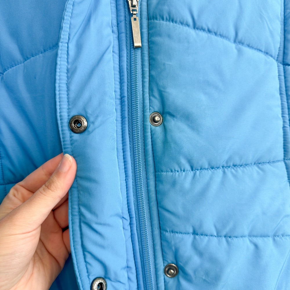 New York & Company | Y2K Puffer Zip & Button Sleeveless Vest in Blue Size Small - Picture 5 of 5